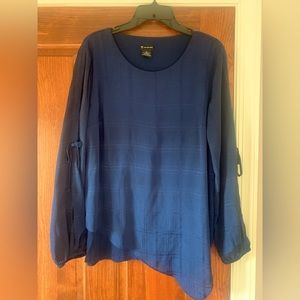 Blue New Directions Asymmetrical Geometric Pattern Blouse